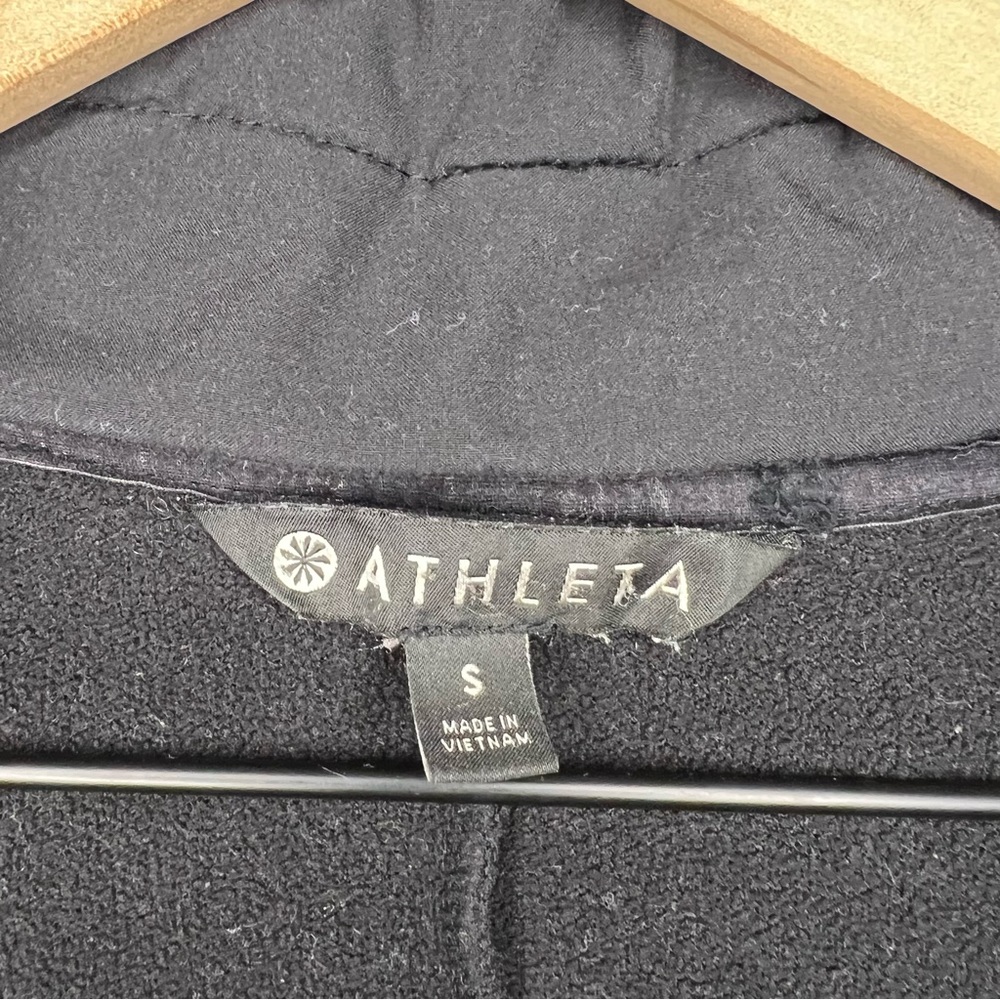 Athleta Victory Long PrimaLoft Hooded Full Zip Jacket in Black S - Picture 4 of 11